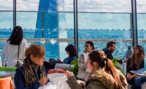Image of a business lunch